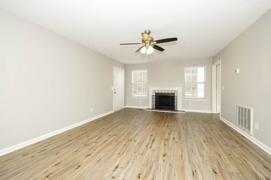 Building Photo - 102 Prospect Ct