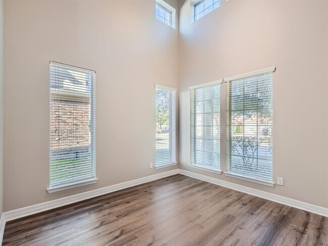 Building Photo - 10927 Visconti Ct