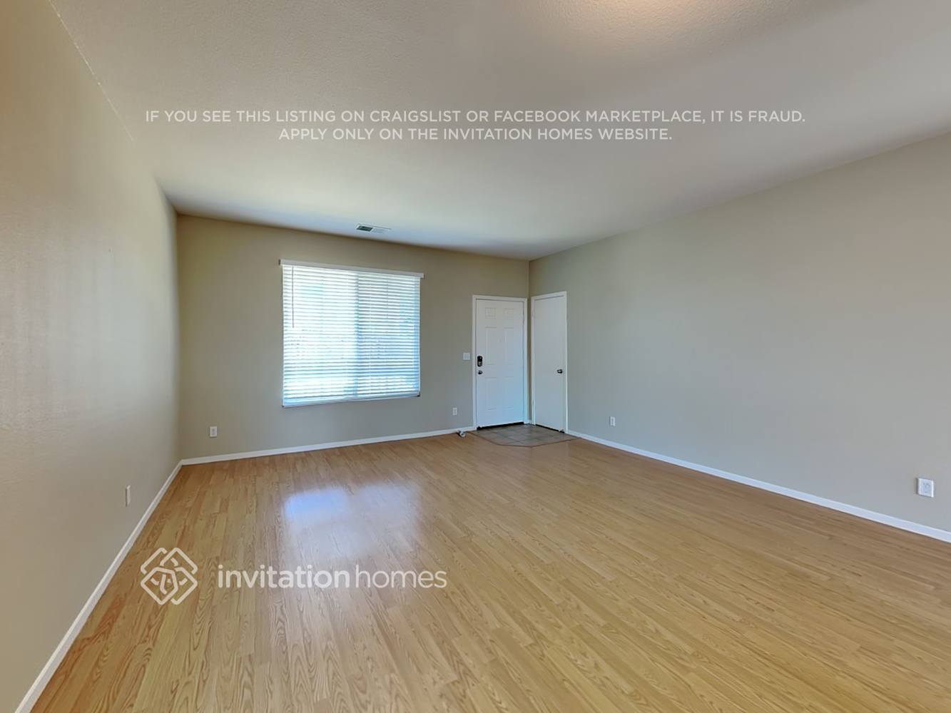 Building Photo - 573 Silver Saddle Dr