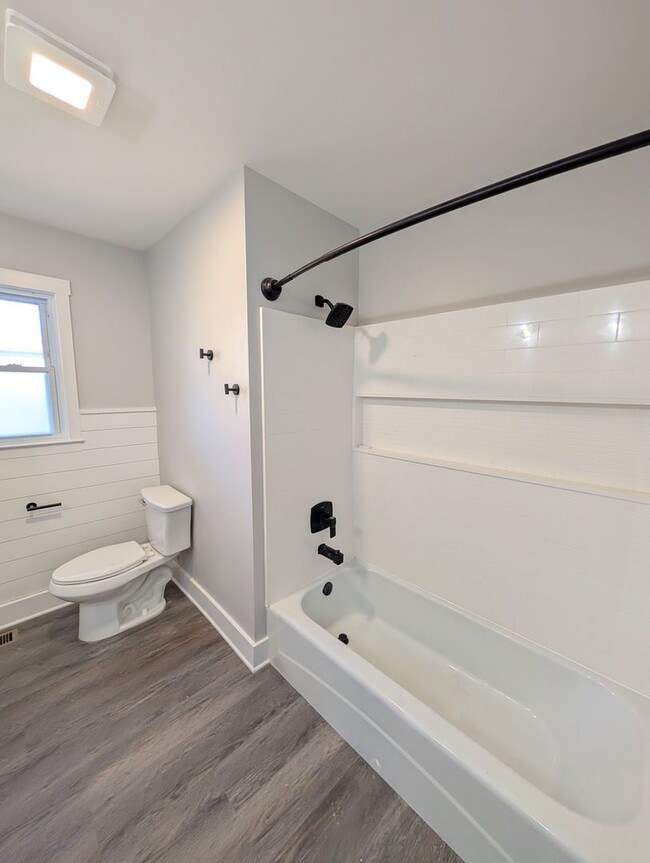 Building Photo - Fletcher Rental! Newly Renovated