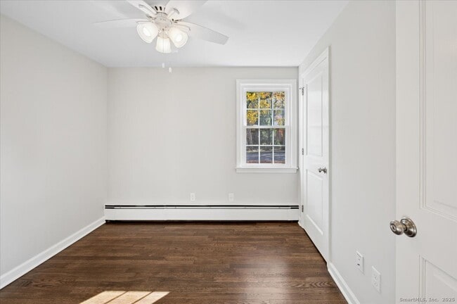 Building Photo - 1110 Mill Hill Terrace