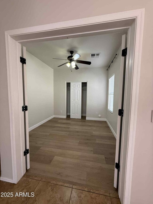 Building Photo - 4522 W Branham Ln