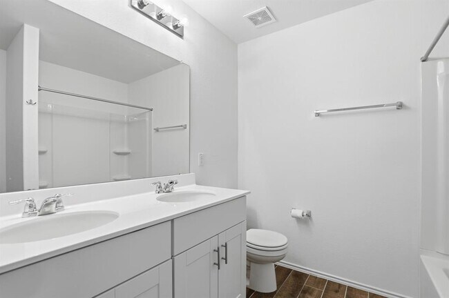 Building Photo - 1625 Brimhurst Dr