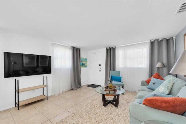 Building Photo - 3394 74th Ave N