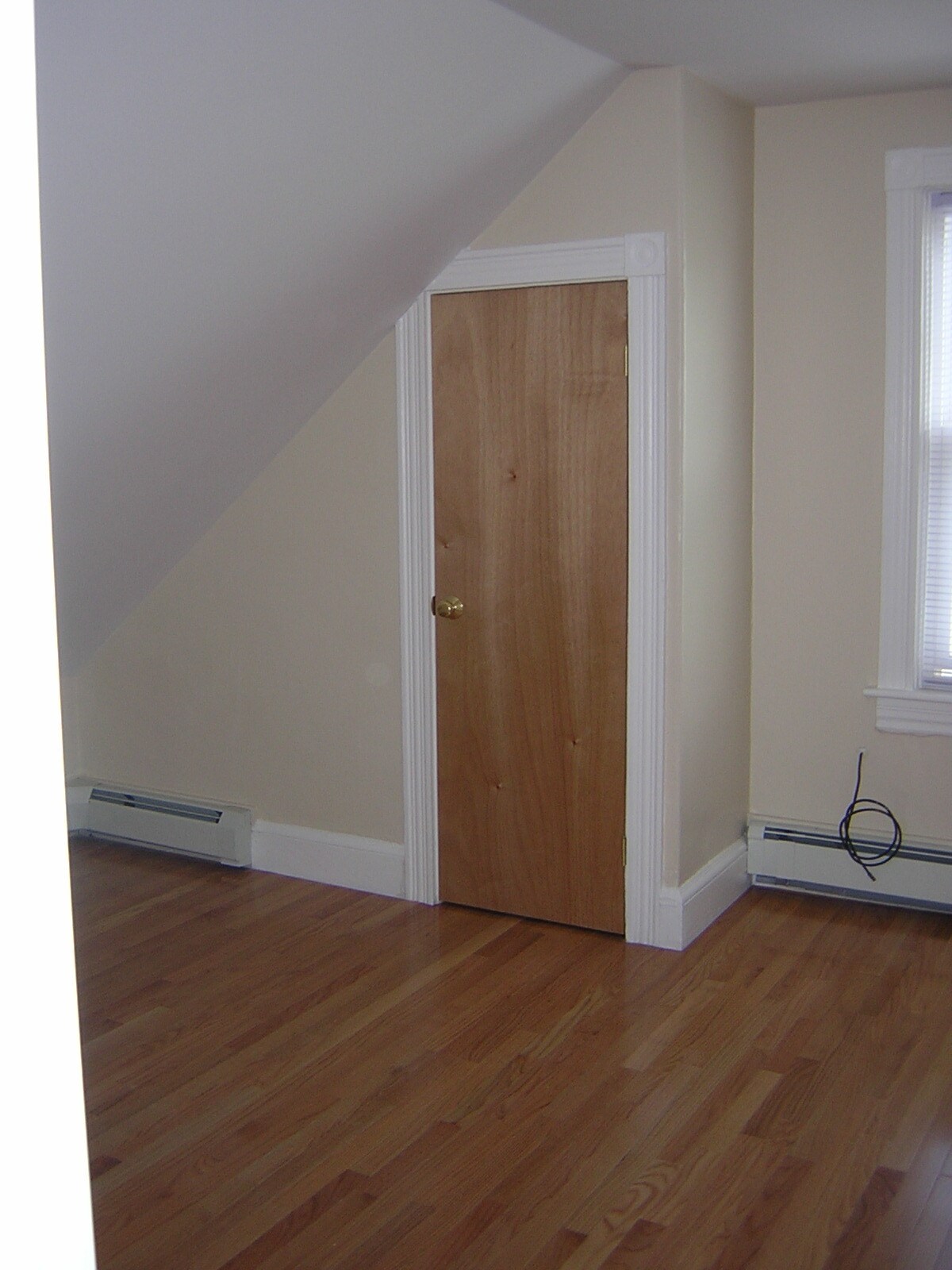 Building Photo - 55 University Ave