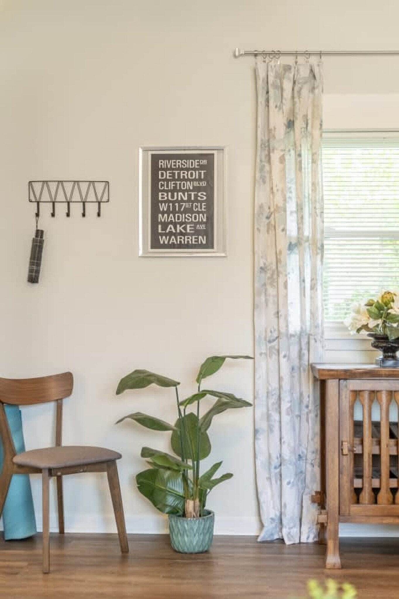 Building Photo - 3175 Rocky River Dr