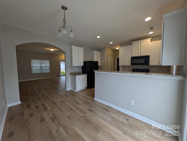 Building Photo - 8419 Candlenut Ln