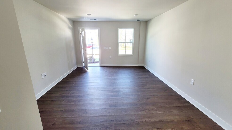 Building Photo - 5739 Addison Gate Dr