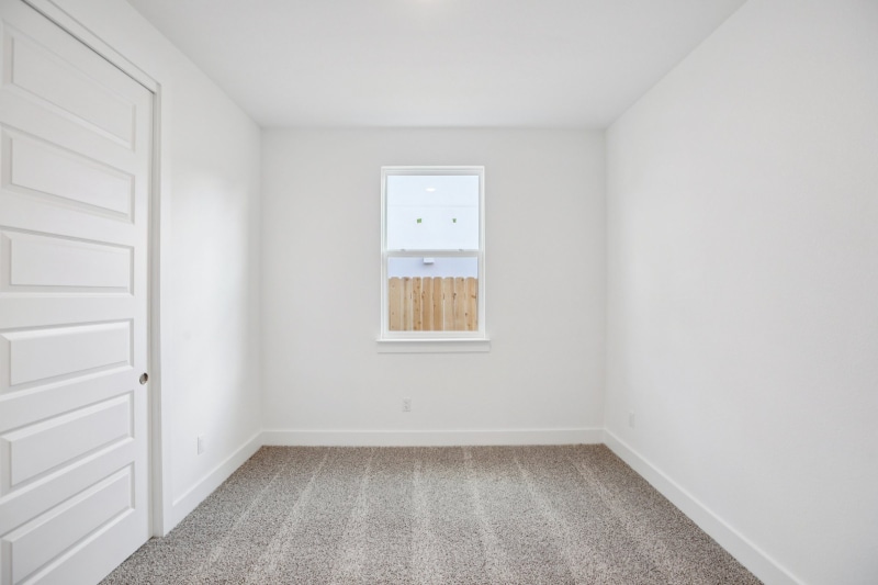 Building Photo - 1004 Yaupon Holly Dr