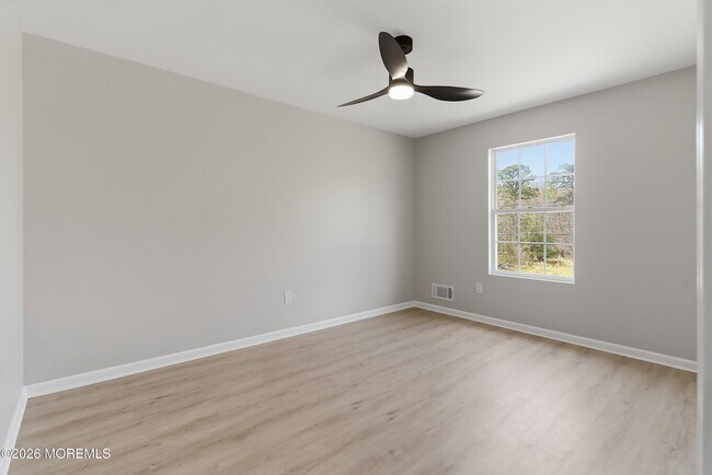 Building Photo - 821 Bunnell St