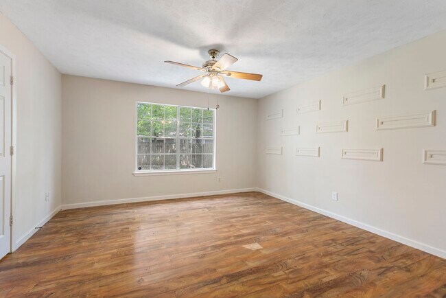 Building Photo - 12106 Gray Oak Pl