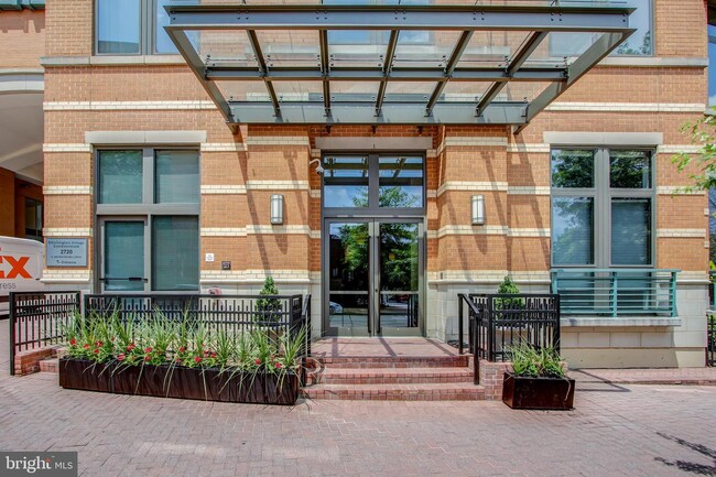 Building Photo - 2720 S Arlington Mill Dr