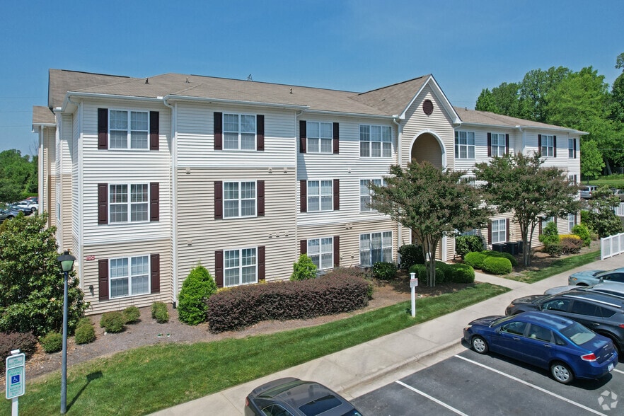 Andover Park 1350 Norwalk St Greensboro NC 27407 Apartment Finder