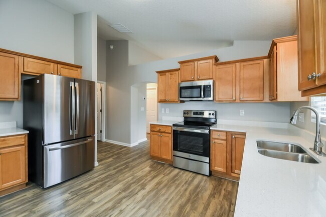 Building Photo - 2549 Fox Hill Ln