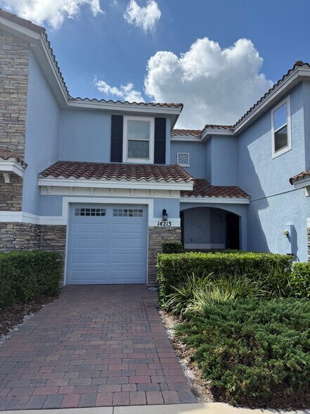 Primary Photo - 2-bedroom, 2.5-bath townhome located in Ea...