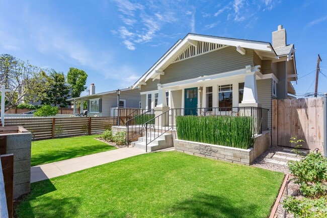 Building Photo - Modern Kensington Cottage