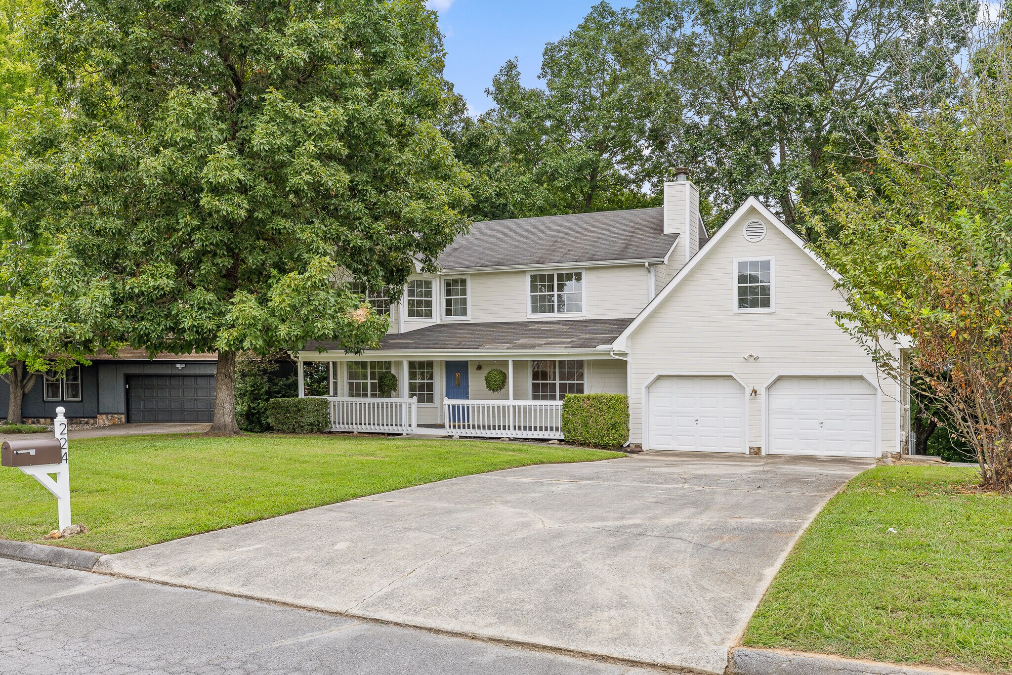 Building Photo - 224 N Brent Dr