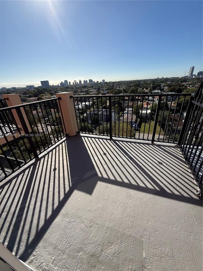 Building Photo - 3410 Coral Wy