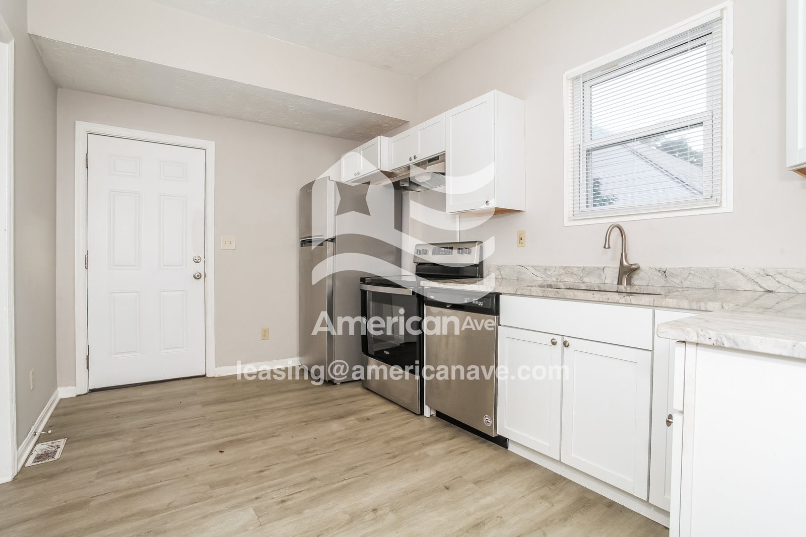 Building Photo - 20 E 32nd St