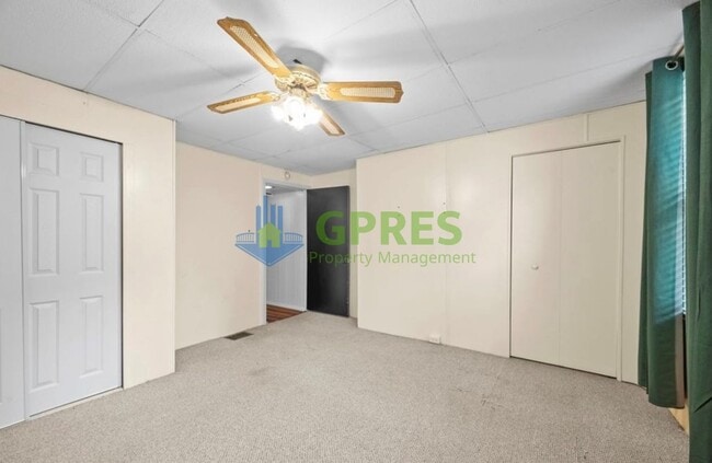 Building Photo - Charming 2-Bedroom Home with Modern Comfor...