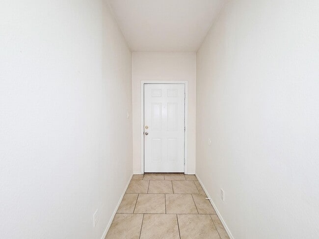 Building Photo - 4543 Stolz Trail