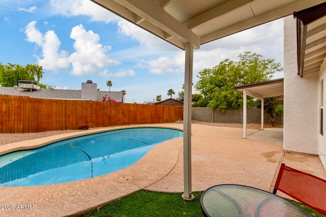 Building Photo - 10705 E Mercer Ln