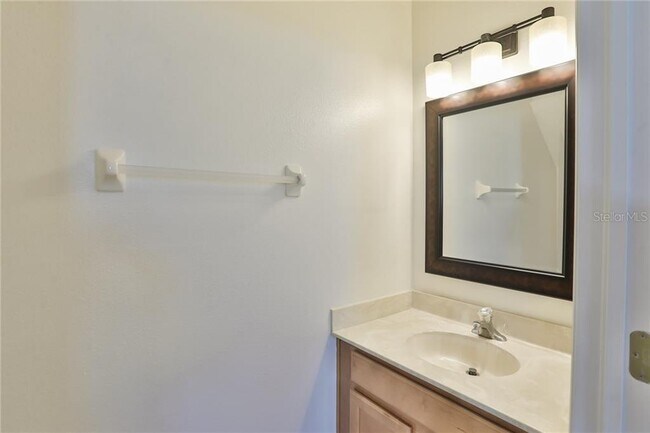 Building Photo - 1027 Paseo Del Rio NE