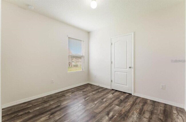 Building Photo - 3059 Sangria St