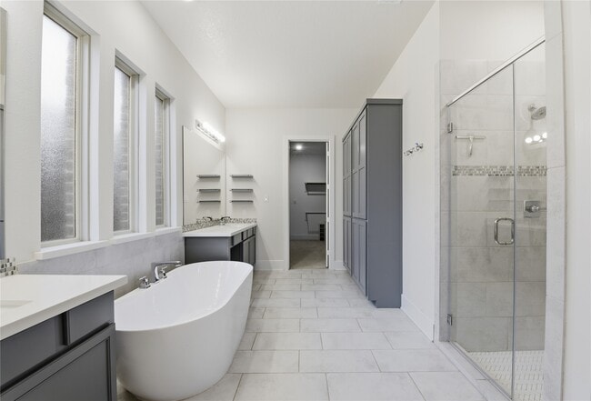 Building Photo - 12434 Tullich Run Dr