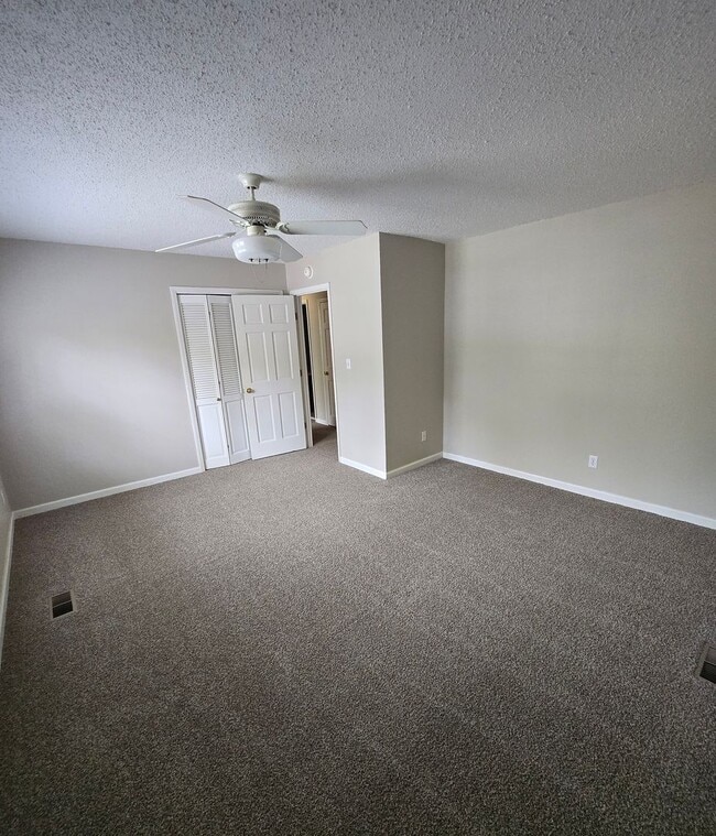 Building Photo - Beautiful 3-Bedroom Home with Bonus Room i...