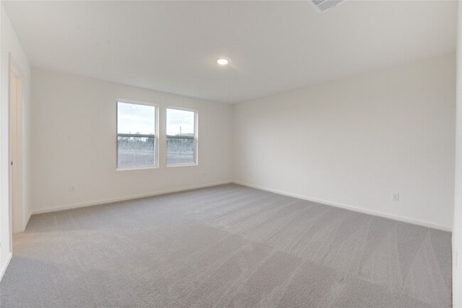 Building Photo - 8815 Vacek Xing Wy