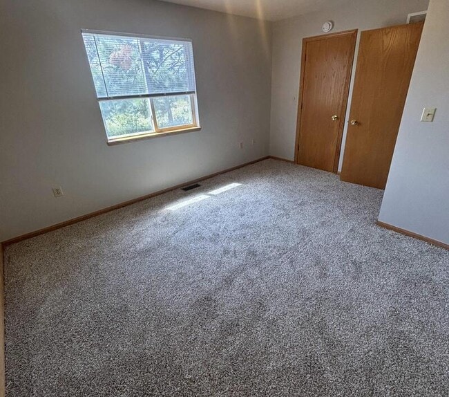 Building Photo - 329 NW 23rd St