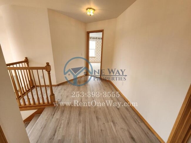Building Photo - 1903 SW 331st Pl