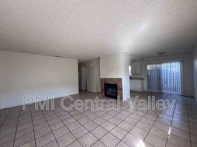 Building Photo - 7921 Montgomery Ave