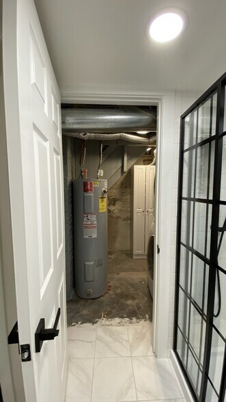 Building Photo - 368 S 700 W