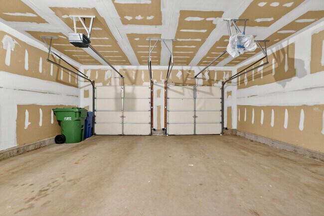 Building Photo - 43 Copley Rd