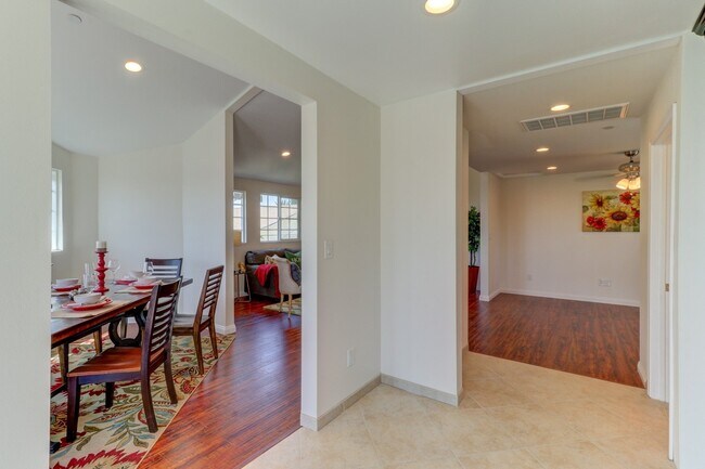 Building Photo - 5038 O Sullivan Dr