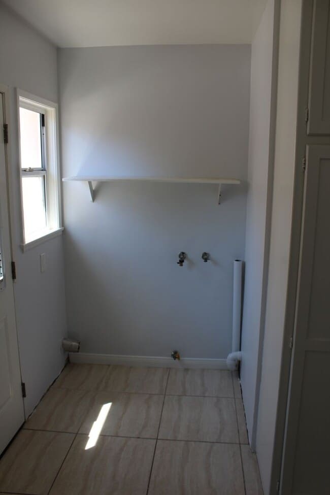 Building Photo - Upgraded 3 Bedroom Home in Whittier