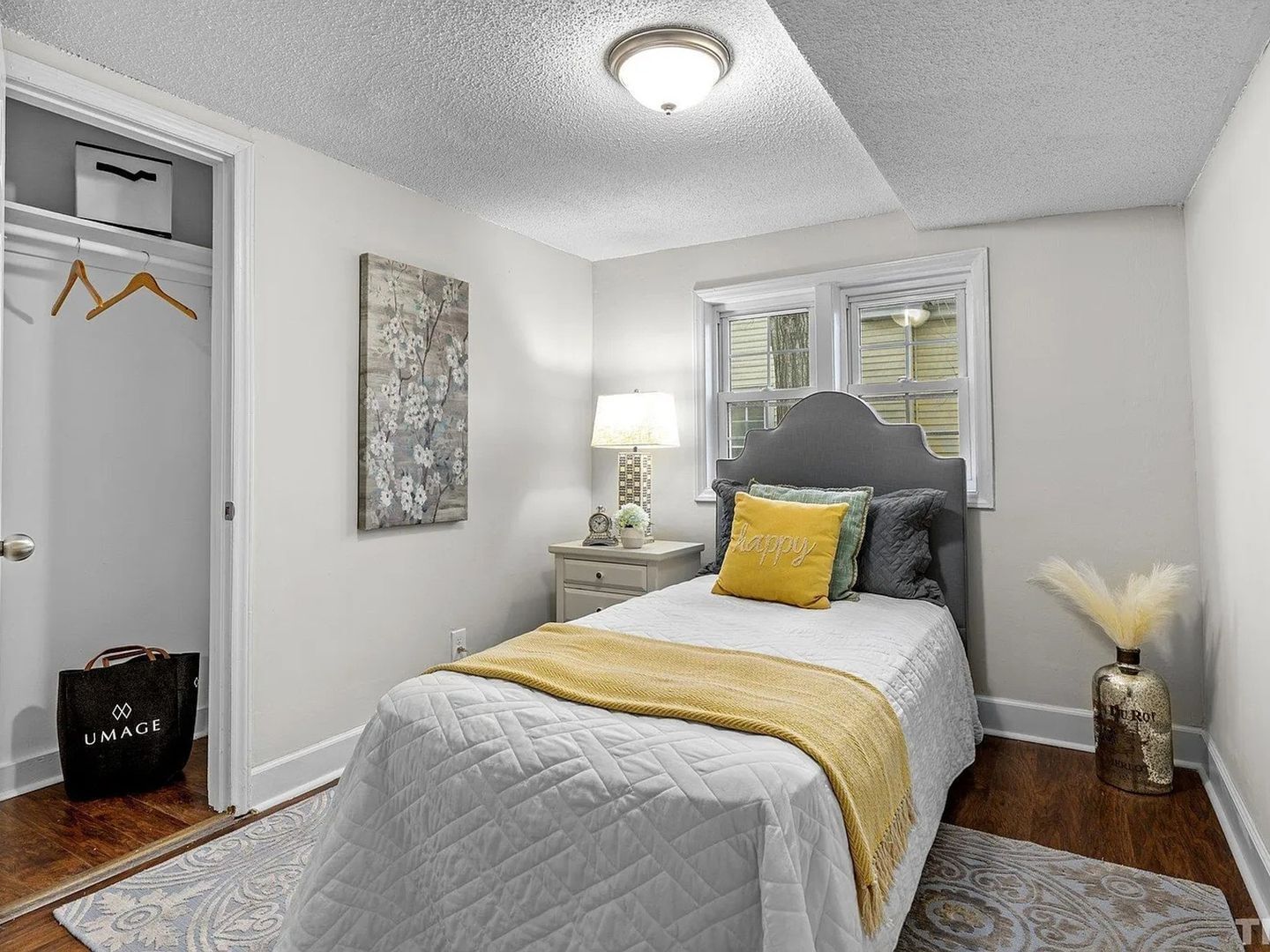 Building Photo - 524 Branch St