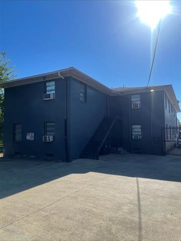 Building Photo - 4815 Live Oak St