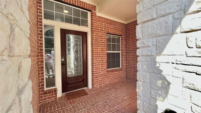 Building Photo - 5123 Shadow Breeze Ln