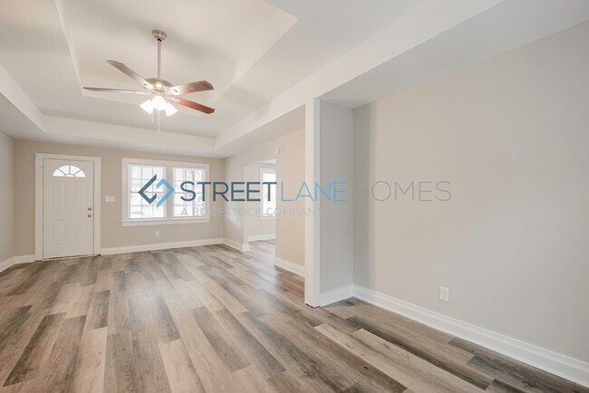 Building Photo - NOW OFFERING $250 OFF FIRST FULL MONTH IF ...