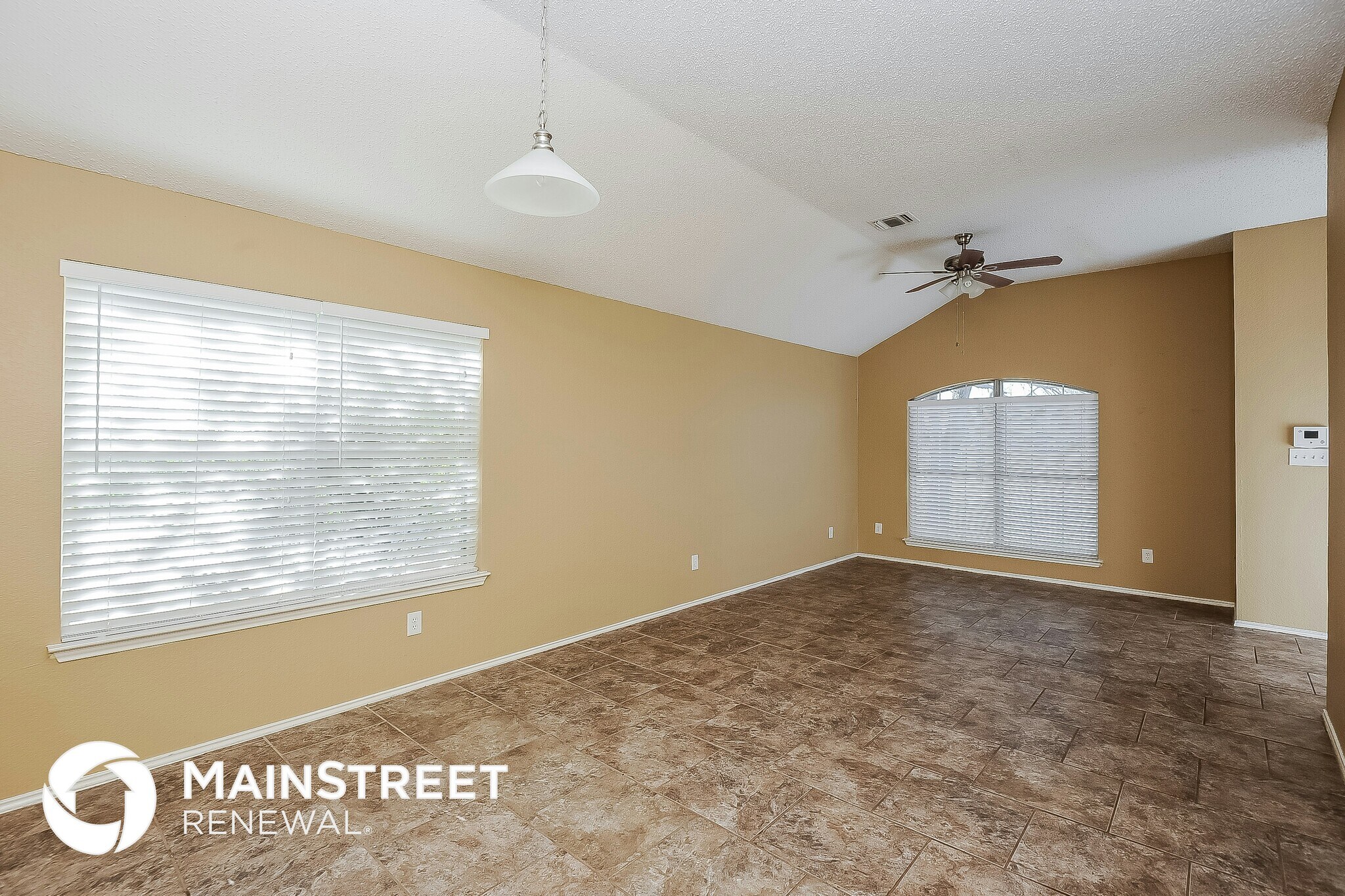 Building Photo - 6209 Brookfall Dr