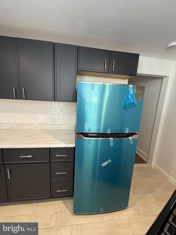 Building Photo - 4937 Walnut St