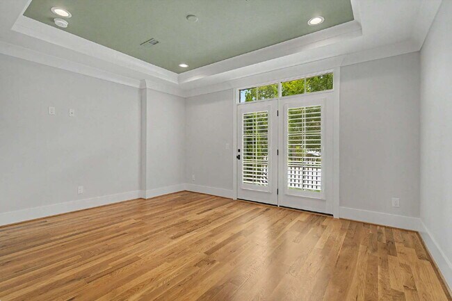 Building Photo - Townhome with Elevator at Park Station in Cary