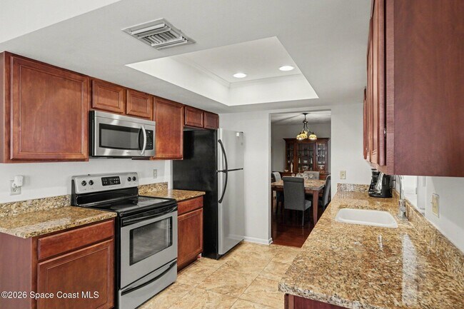 Building Photo - 108 Delvalle St