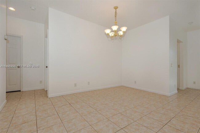 Building Photo - 1877 Aspen Ln