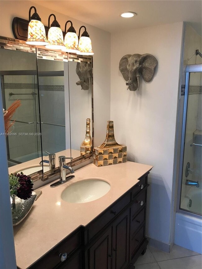 Building Photo - 2841 N Ocean Blvd