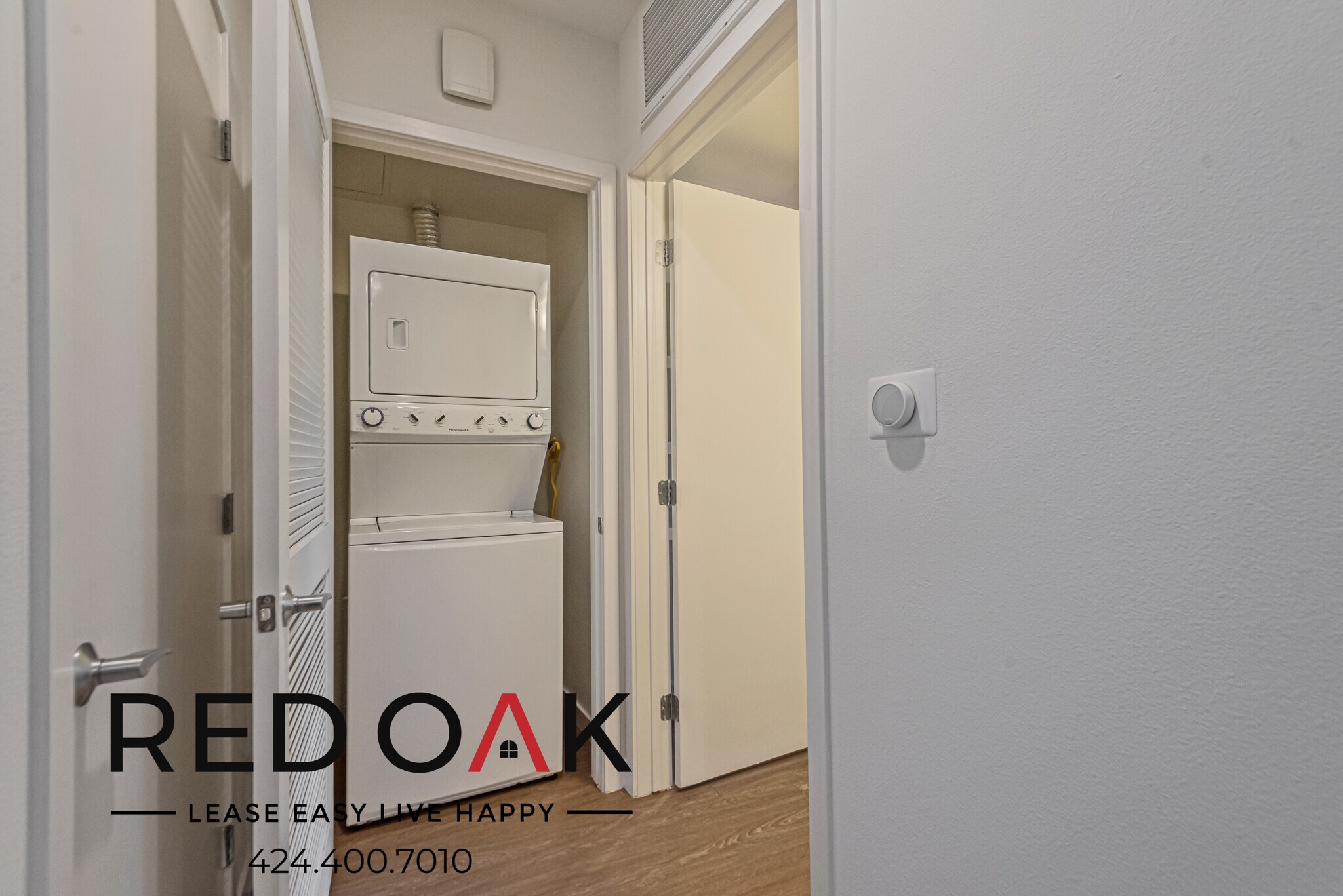 Building Photo - 11405 Chandler Blvd