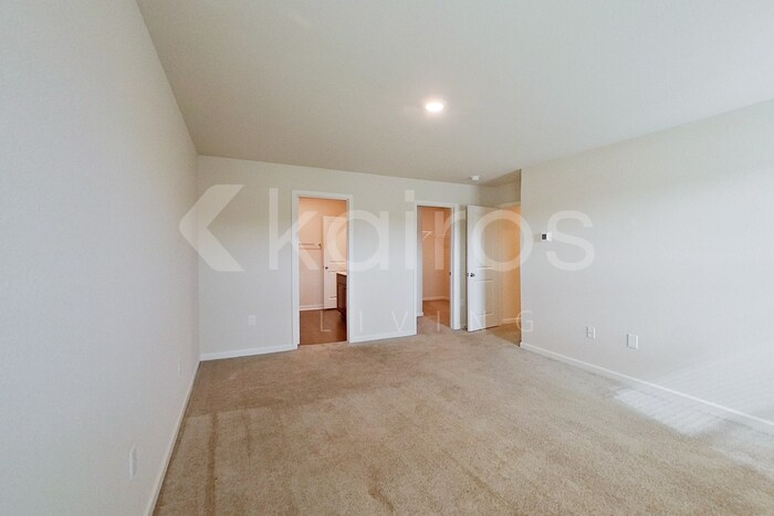 Building Photo - 1138 Freedom Pkwy